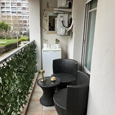 Ferienwohnung En Face Du Velodrome Marseilles Exterior foto